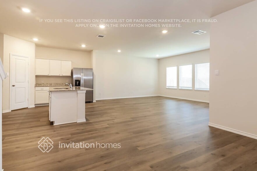 Building Photo - 3912 Malachite Dr