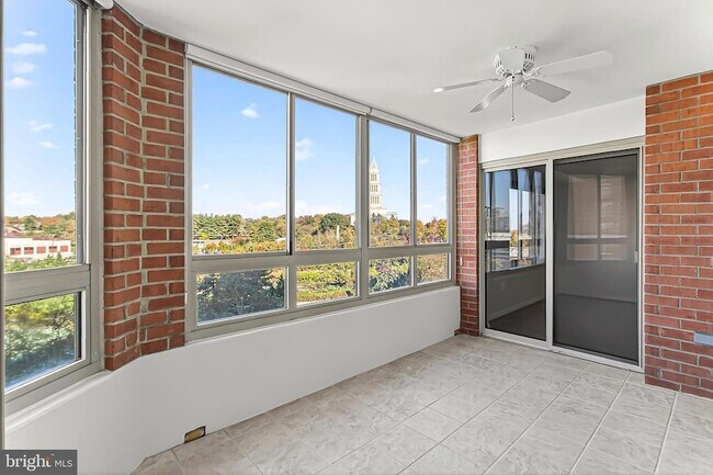 Building Photo - 2151 Jamieson Ave