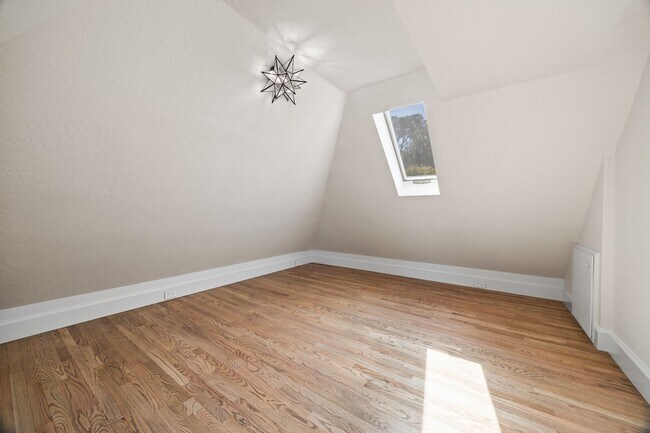 Building Photo - For Rent: Well-Appointed Atherton Home For...