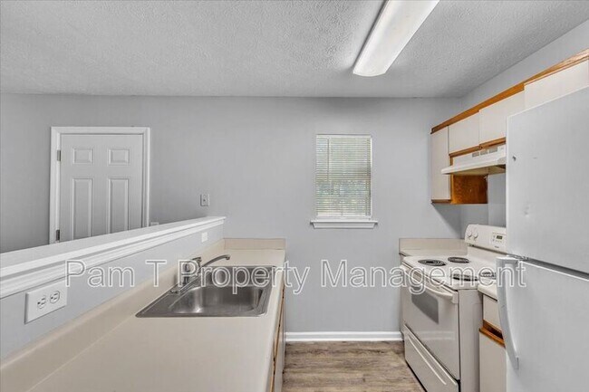 Building Photo - 235 Bordeaux Ln