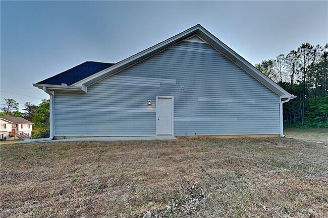Building Photo - 40 Colton Dr