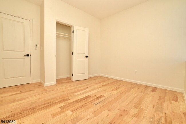 Building Photo - 15 Palisade Ave