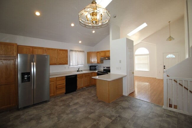 Building Photo - Great Home in West Greeley