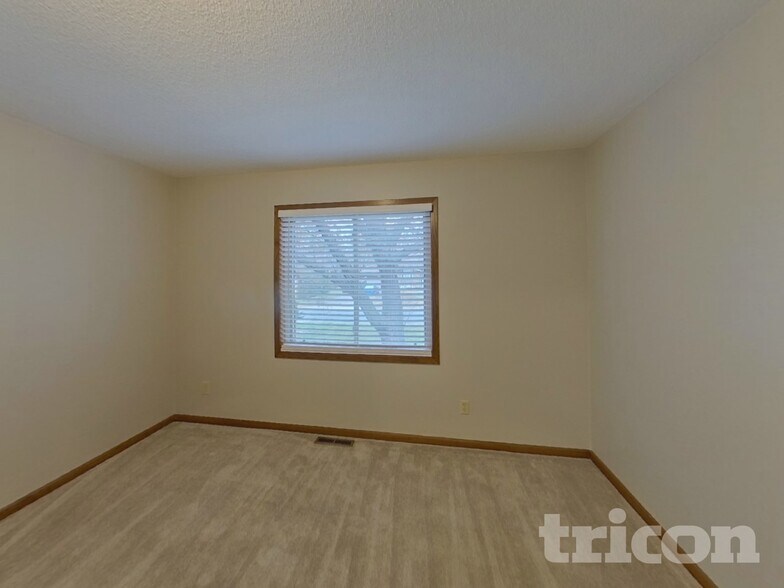 Building Photo - 4905 Independence St