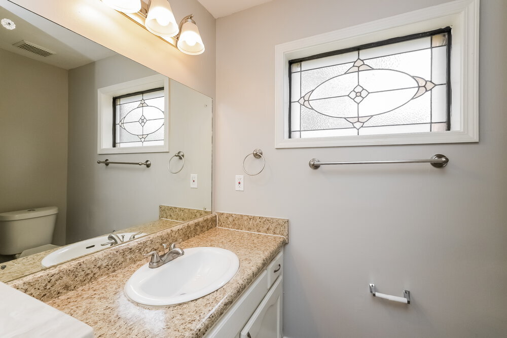 Building Photo - 4558 Pinegate Dr