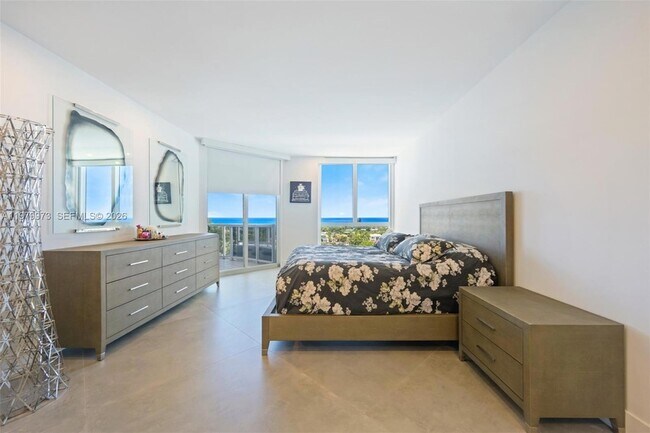 Building Photo - 3802 NE 207th St