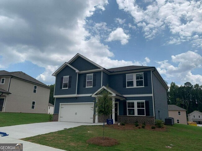 Building Photo - 200 Dragon Dr
