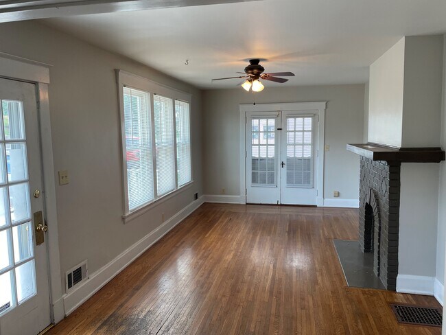 view from entry to living room - 735 S Grand Ave