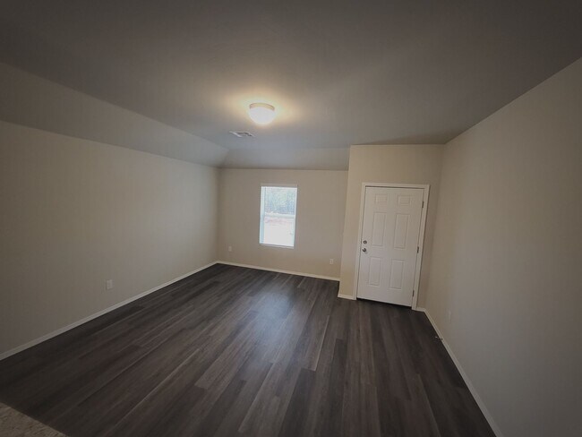 Building Photo - ?Home in the Edmond Area! ?