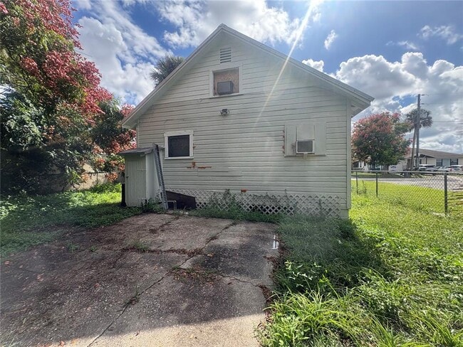 Building Photo - 121 Kensington Rd