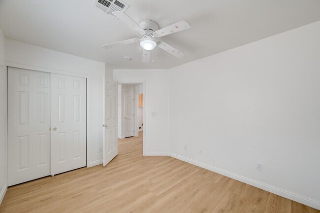 Building Photo - 8918 Houston Ridge Ave