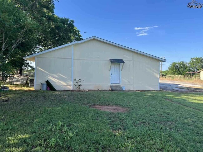 Building Photo - 1417 Pecanway Dr