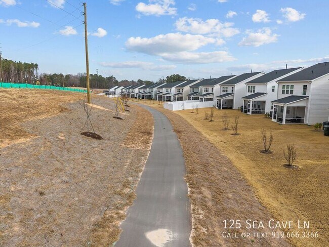 Building Photo - 125 Sea Cave Ln