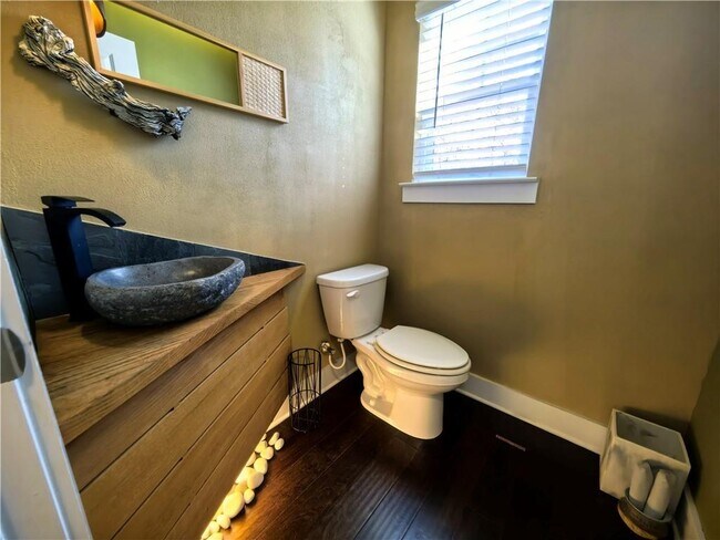 Building Photo - 3797 Oxford Cir