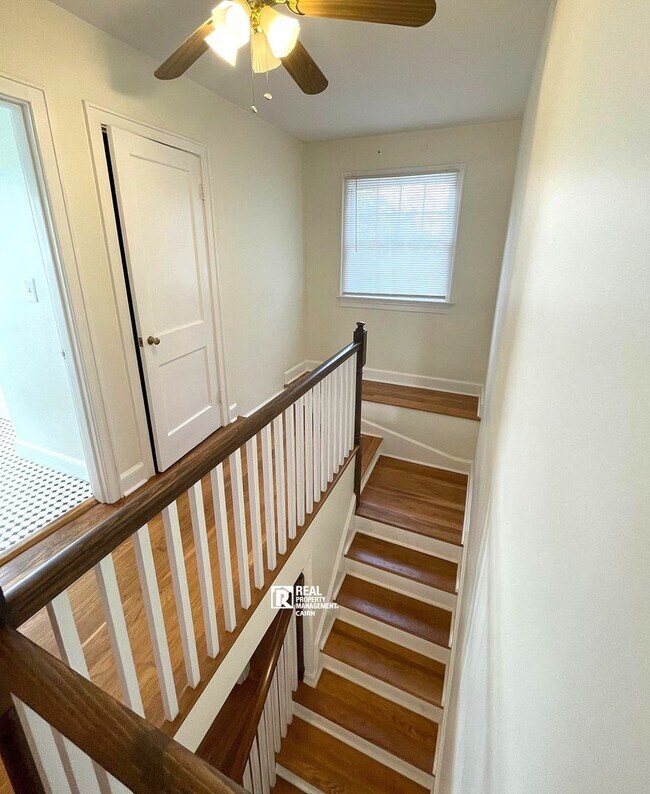 Building Photo - Charming 4 Bedroom, 2 Bath Home
