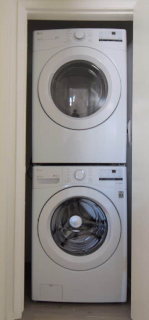 Building Photo - 10845 Peach Grove St