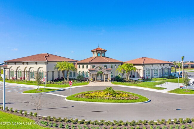 Building Photo - 8313 Loren Cove Dr