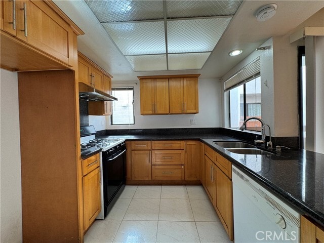 Building Photo - 402 S Garfield Ave