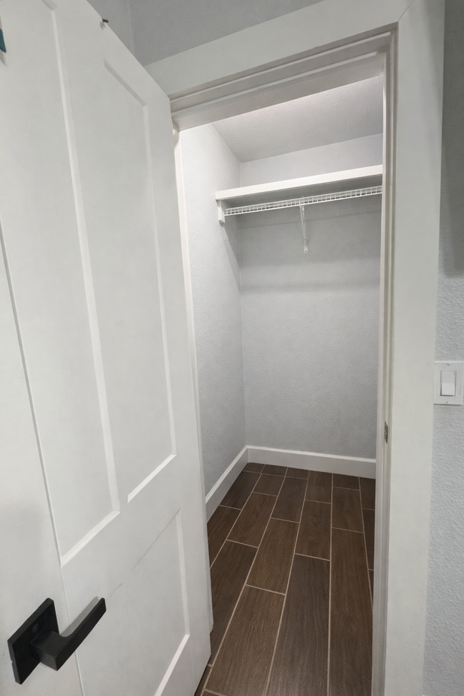 Building Photo - 15411 Mile 20 N