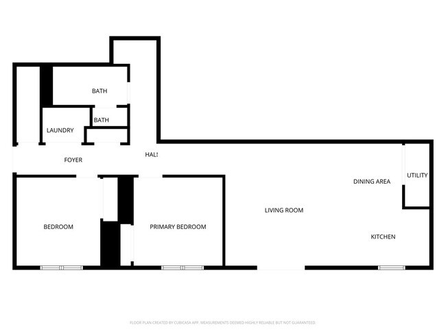 Building Photo - 2 Bed, 1 Bath Lower Unit