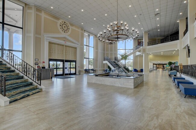 Building Photo - 147 Markham G