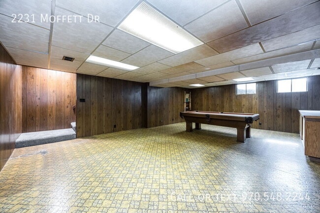 Building Photo - 2231 Moffett Dr