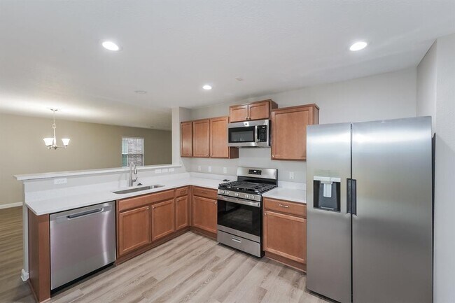 Building Photo - 26123 Flinton Dr