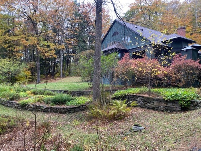 Primary Photo - Beaver Meadow Road