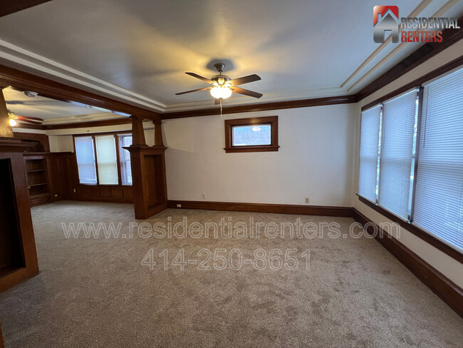 Building Photo - 2742 N 40th St
