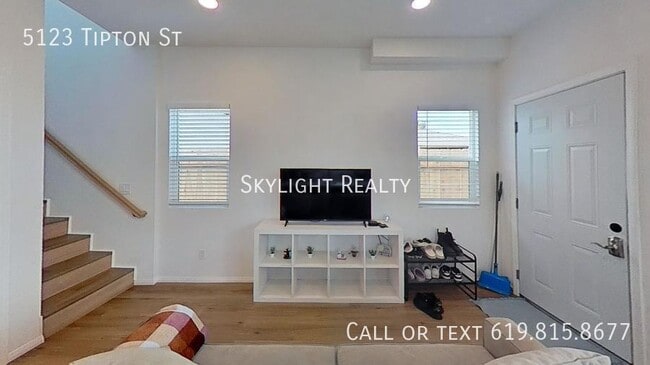 Building Photo - 5123 Tipton St