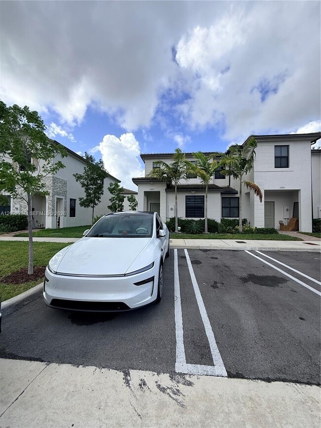 Building Photo - 12893 SW 232nd Ln