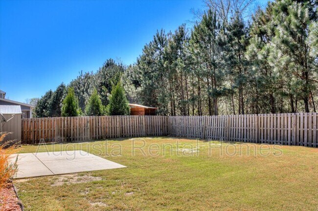 Building Photo - 1036 Lancaster Way