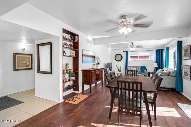 Building Photo - 10037 Kenworthy St