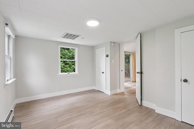 Building Photo - 2774 Woodland Ave
