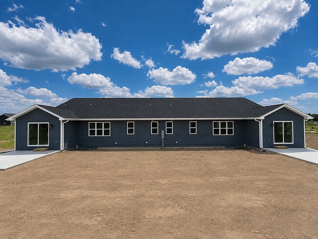 Building Photo - N1016 S Magdalyn Ct