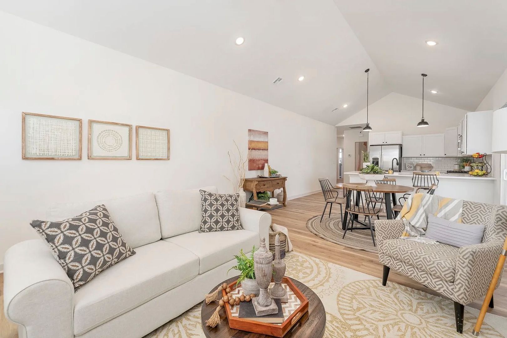 Building Photo - 2319 S Spg Hl Ct