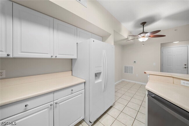Building Photo - 11400 Ocean Walk Dr