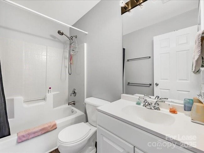 Building Photo - 10436 Winslet Dr