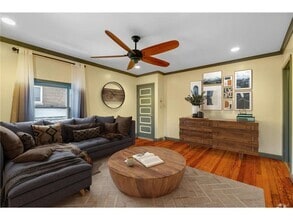 Building Photo - 2302 1/2 Blaisdell Ave