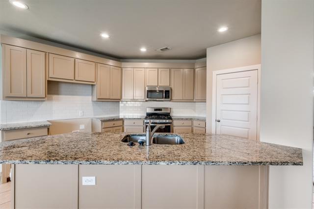 Building Photo - 41 Kramer Ln