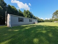 Building Photo - 463 Comanche Rd