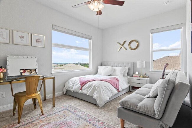 Building Photo - 211 Abbeyville Walk