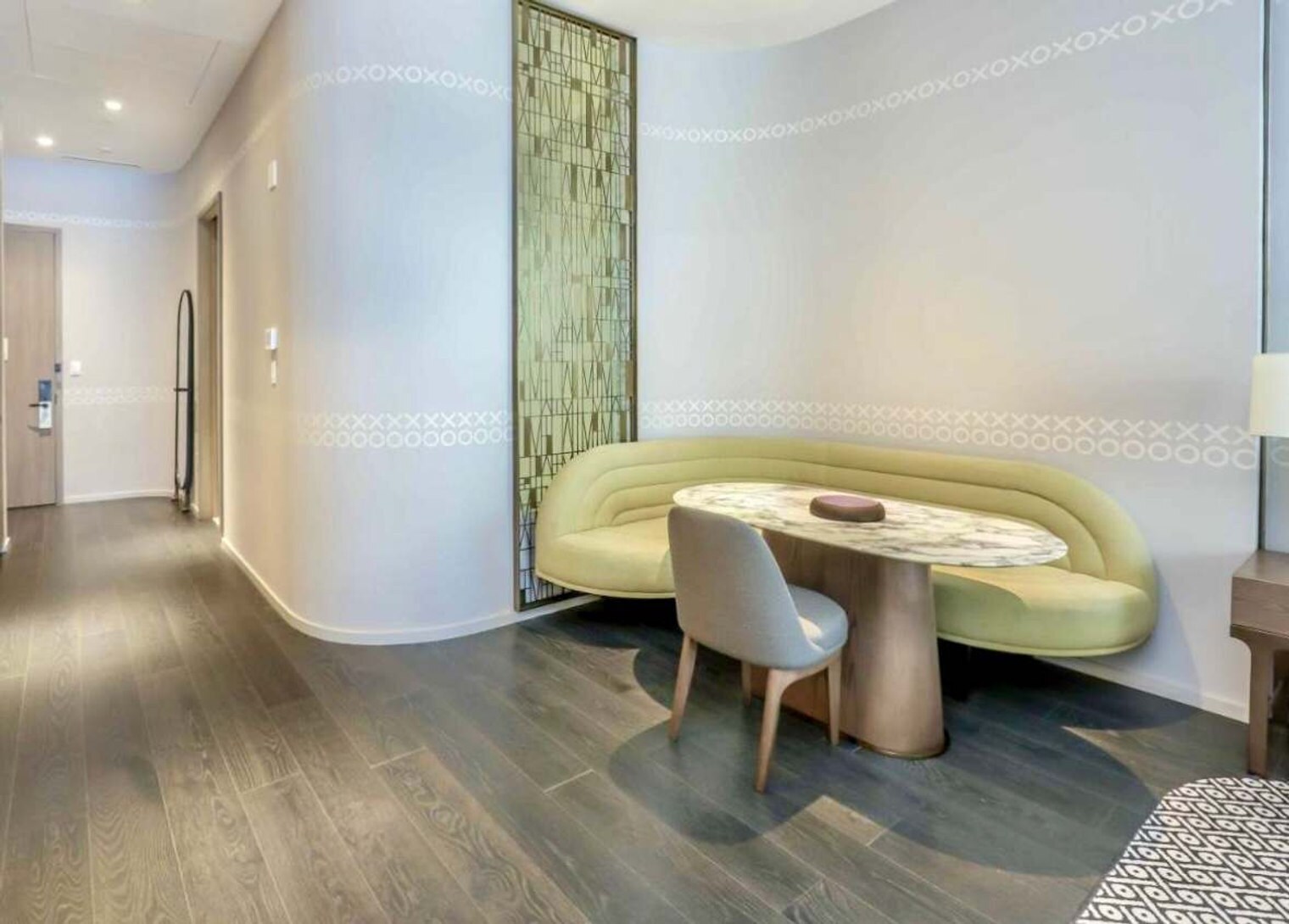 Building Photo - 805 S Miami Ave