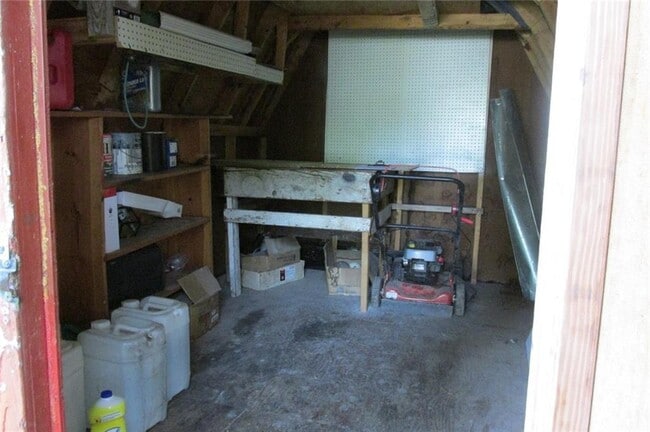 Building Photo - 301 El Paso St SW