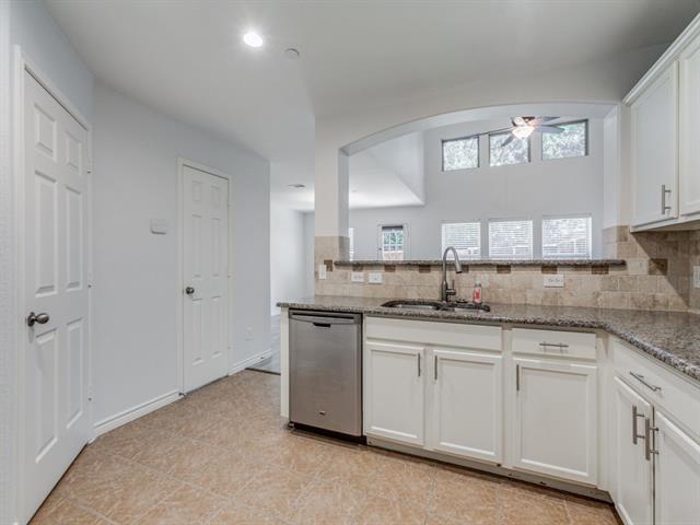 Building Photo - 1177 Sophia Dr