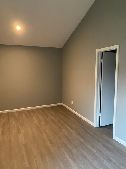 Building Photo - 3317 Bridge Manor Dr