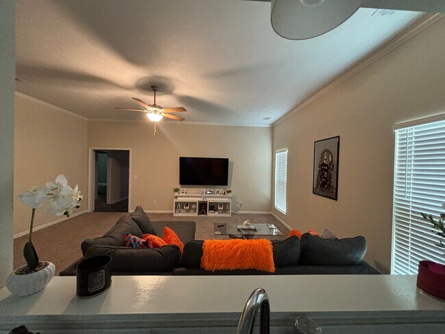 Building Photo - 233 Willowton Ln