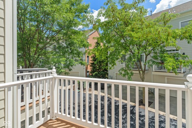 Building Photo - 12735 Edgemont Way