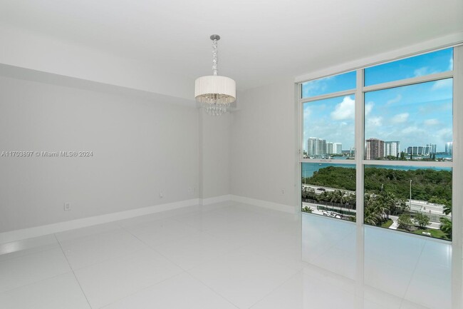 Building Photo - 400 Sunny Isles Blvd