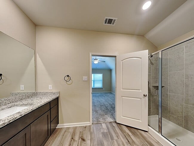 Building Photo - 353 Lowery Oaks Trl